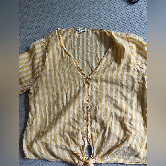 Yellow striped button up tie front Madewell Blouse size L - Picture 2 of 3